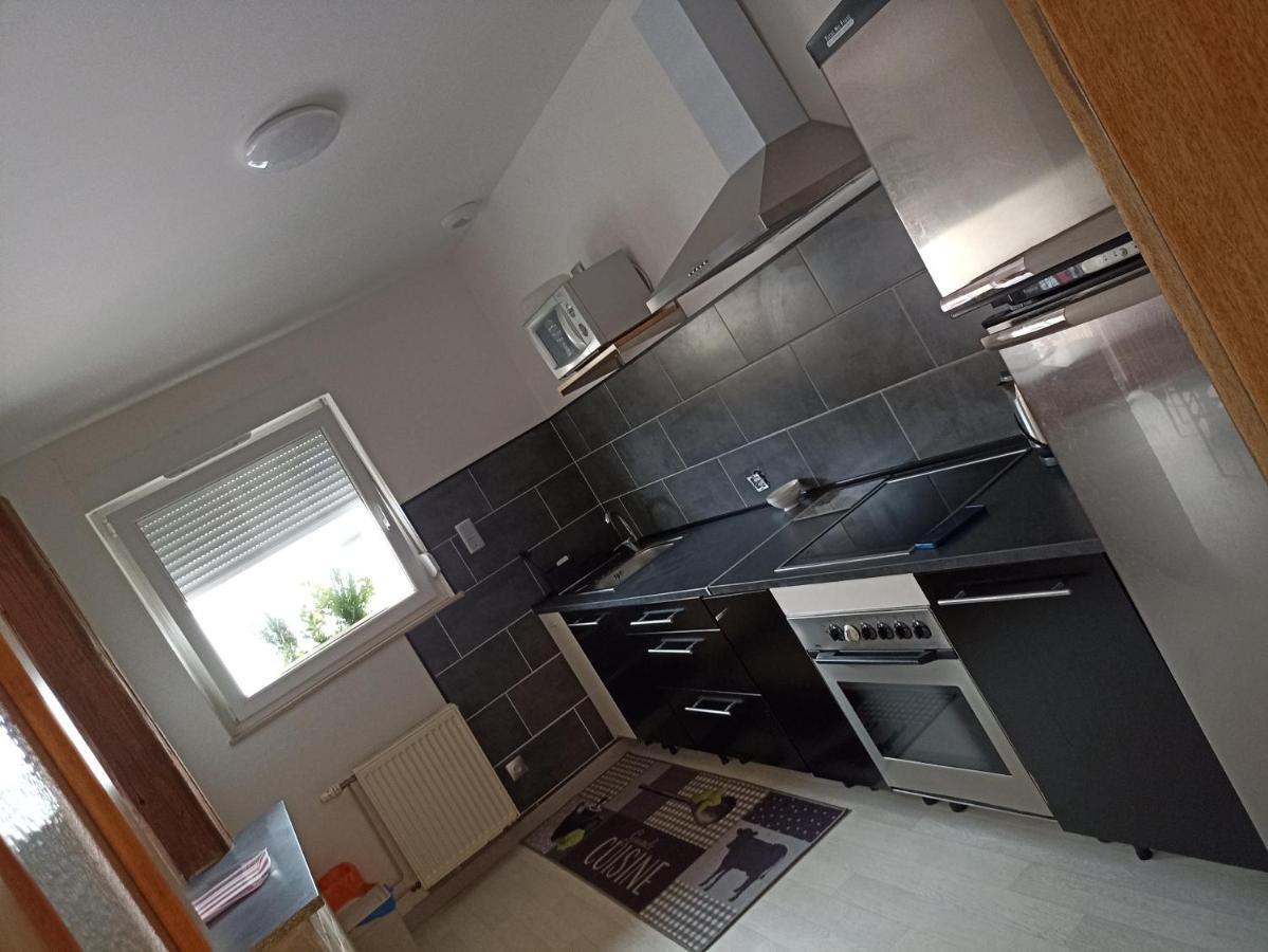 Appartement Avec Balcon Hargarten-aux-Mines Exteriör bild